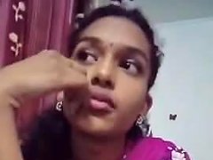 Cute Girl In Saree Doing Sefles Mp4 Free Porn...