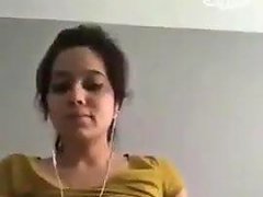 Indian Aunty Show Her Boobs